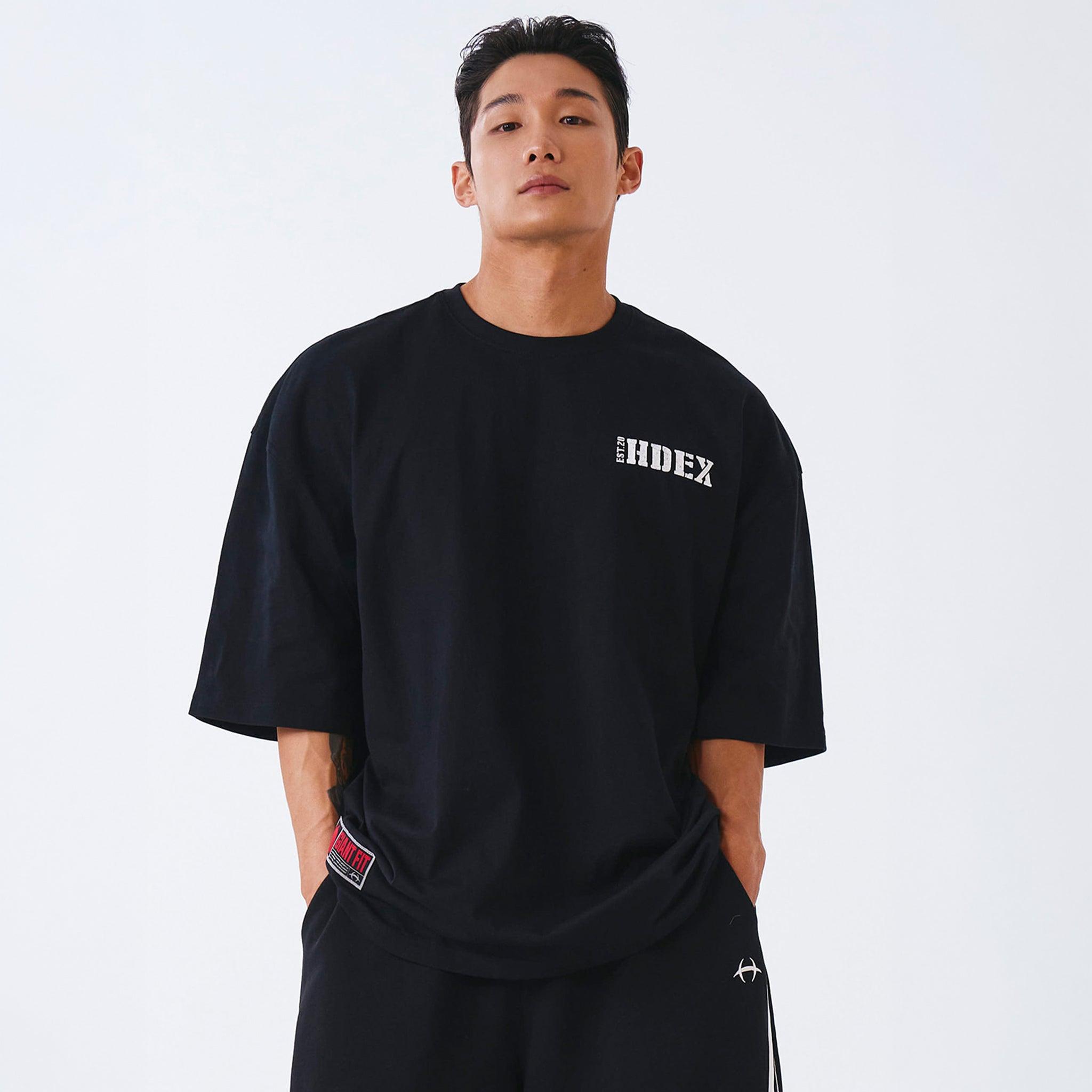 Core Small Logo Giant Fit Short Sleeve