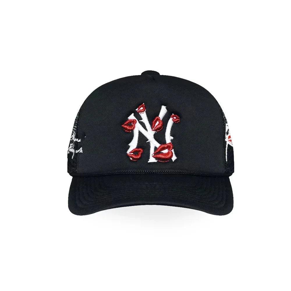 NY Is Kissing Me Trucker Hat - LA ROPA - VENTURER