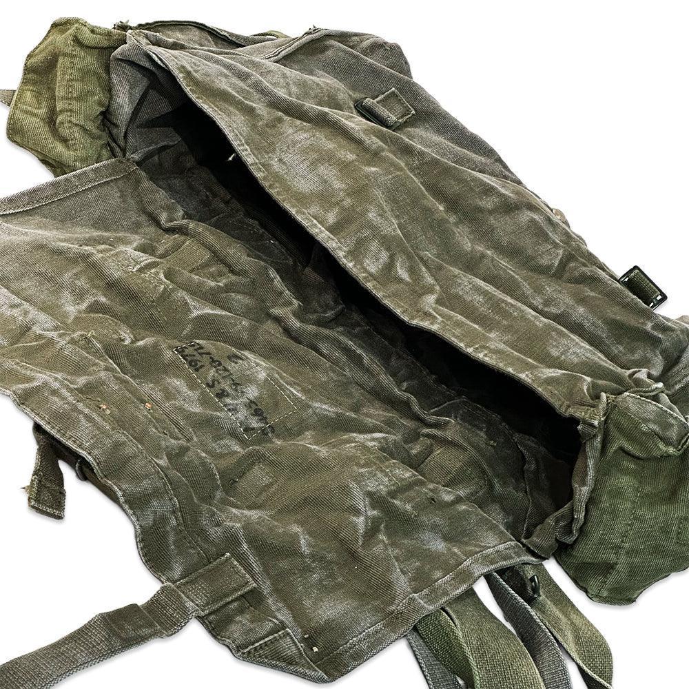 2Way Military Heart Studs Backpack - DENIM DOCTORS - VENTURER