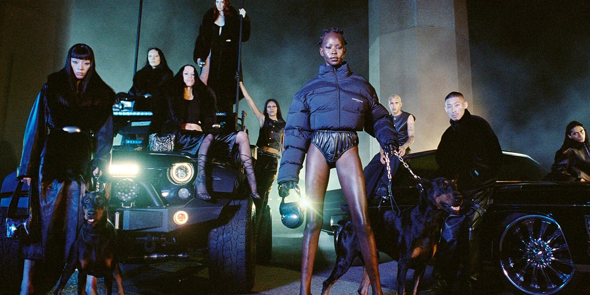 ALEXANDER WANG - VENTURER