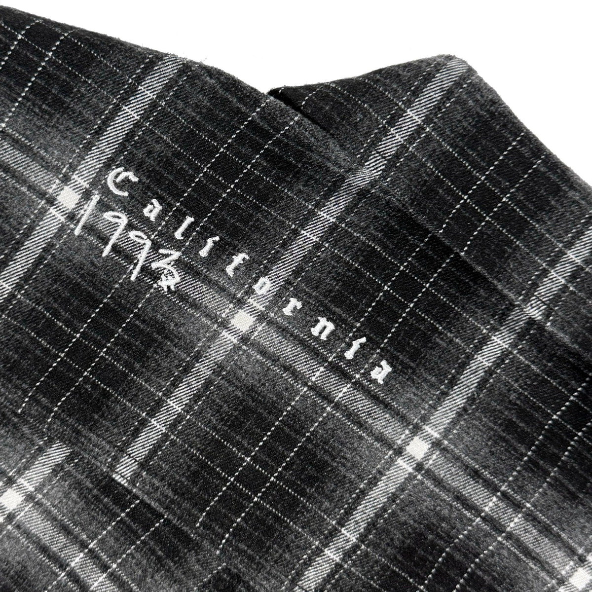 LA 001 Plaid Buttondown