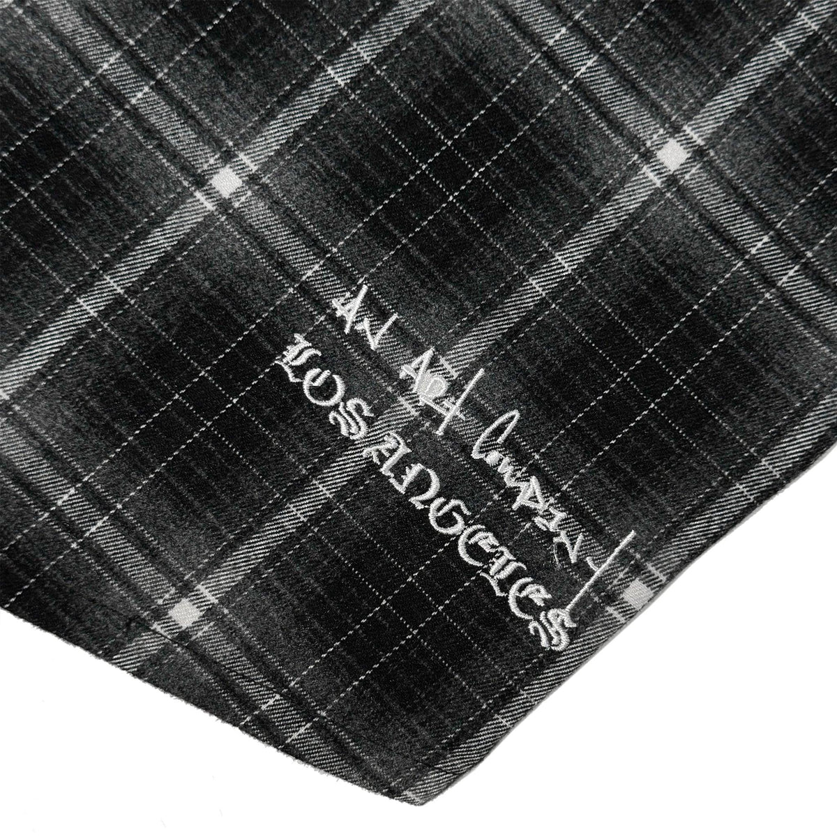 LA 001 Plaid Buttondown