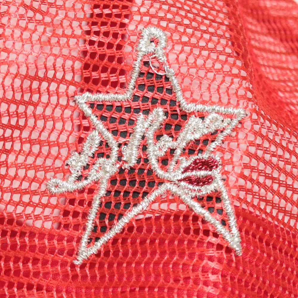 NY Is Kissing Me Trucker Hat