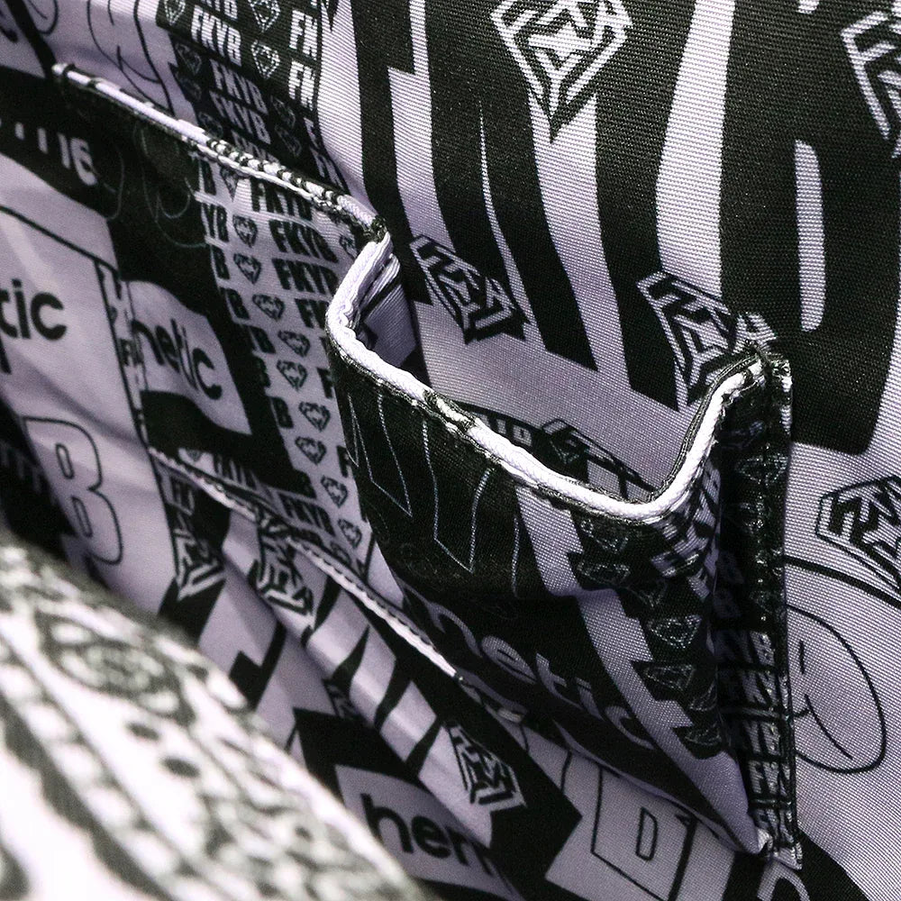 HERMETIC (ヘルメティック)商品ページ - Paisley Travel Bag - Purple