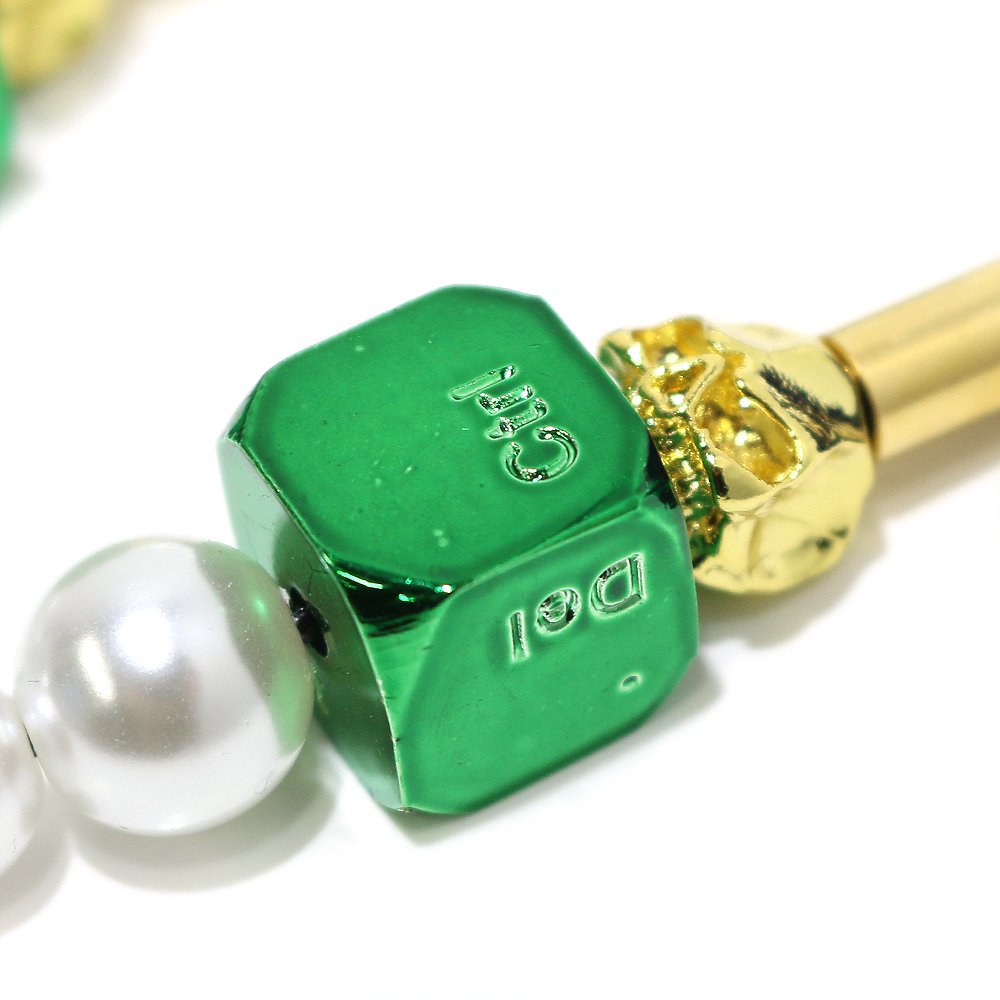 EVAE Smiley Pearl Necklace