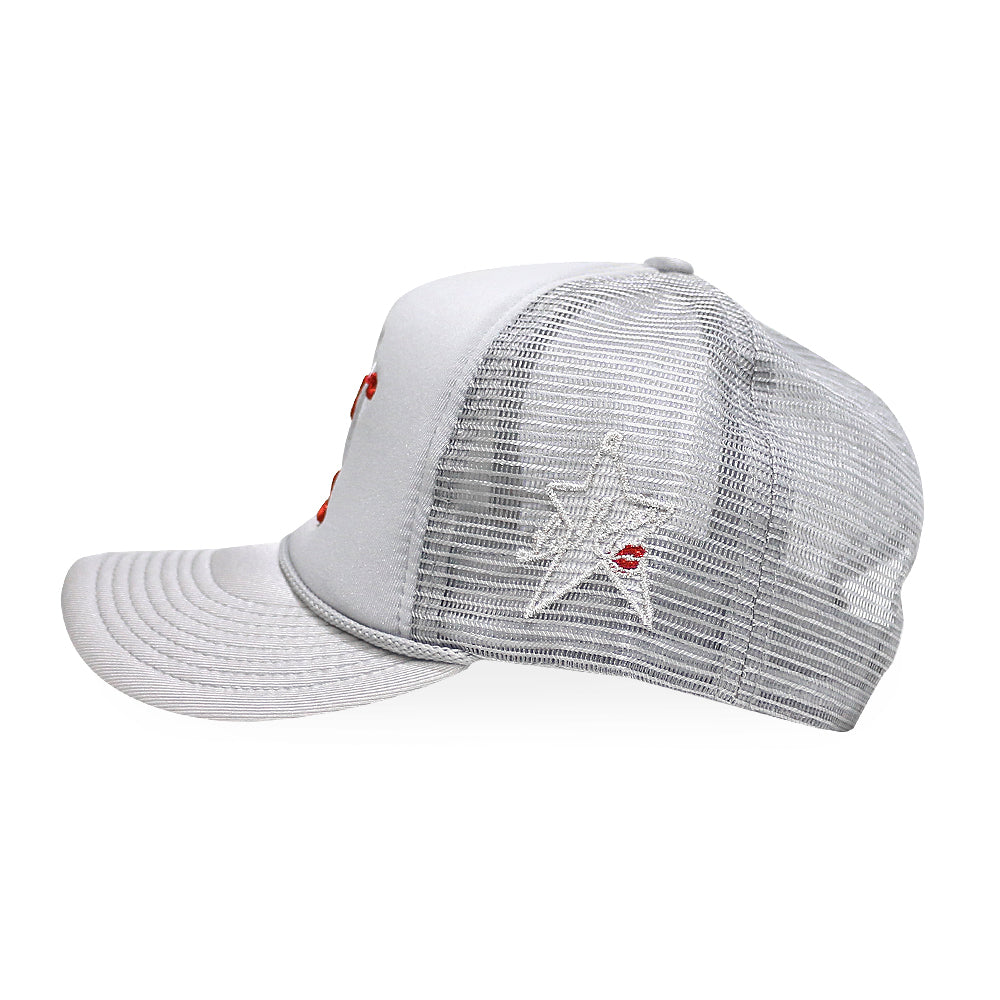 NY Is Kissing Me Trucker Hat