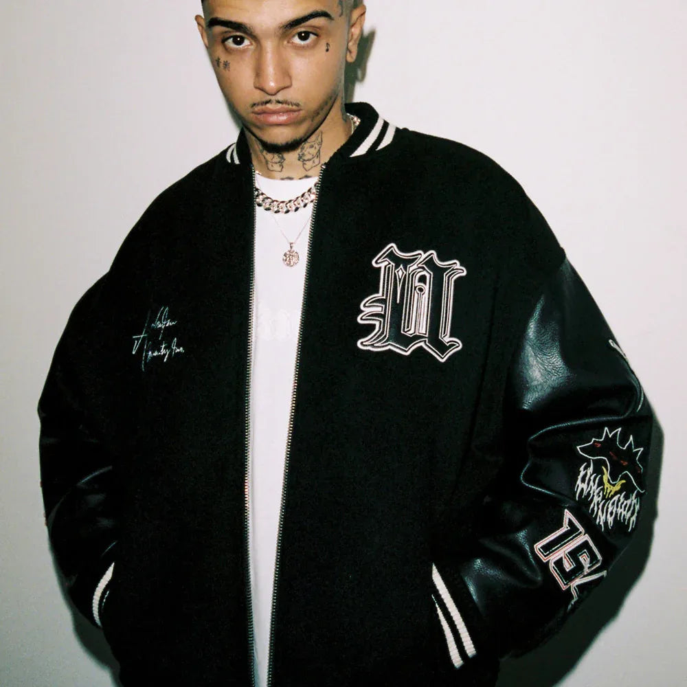 UNKNOWN International Team ダウンジャケット ブラック UNKNOWN LONDON(アンノウン・ロンドン)商品ページ - Studded Puffer