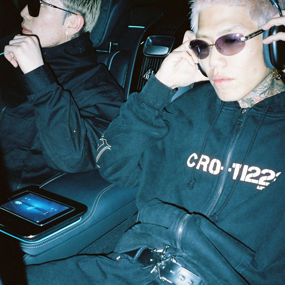 Dagger Graphic Washed Hoodie