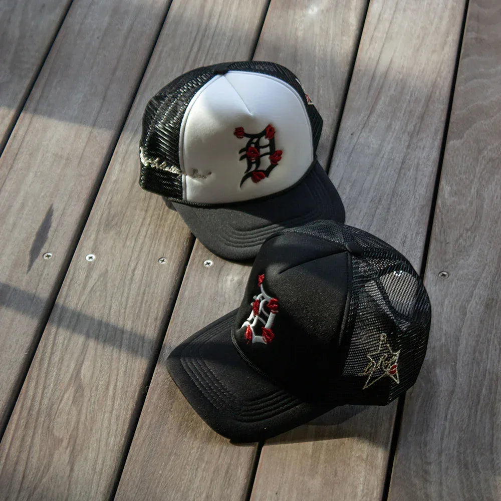 LA ROPA (ラロパ) Detroit Whattup Doeキャップ LA ROPA(ラ ロパ)商品ページ - Detroit Whattup Doe Trucker Hat