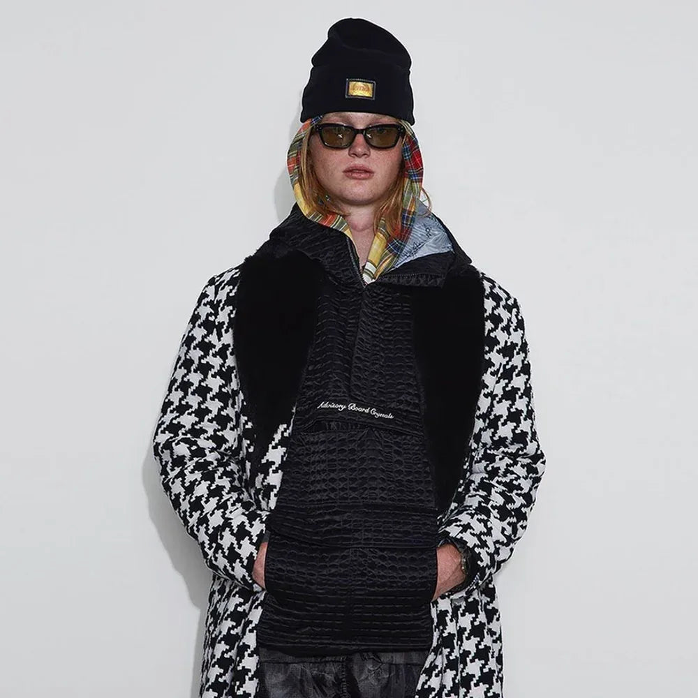 Abc. Hologram Beanie - ADVISORY BOARD CRYSTALS - VENTURER