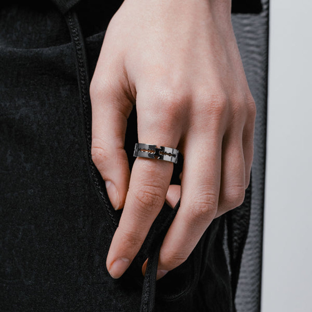 Razor Ring