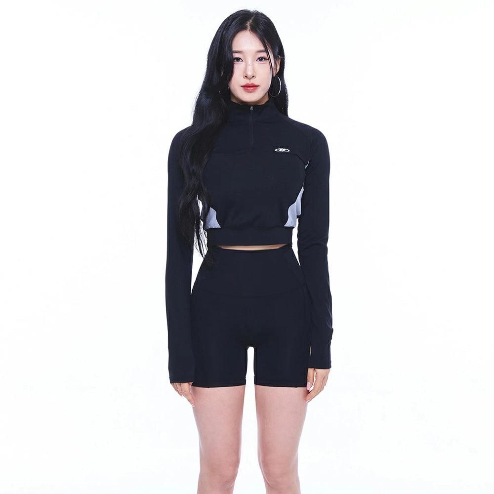 WM B Logo Mesh Half Zip Up