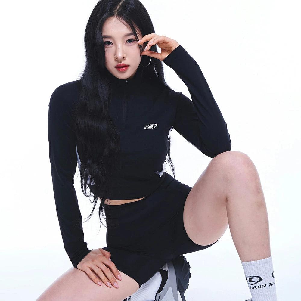 WM B Logo Mesh Half Zip Up