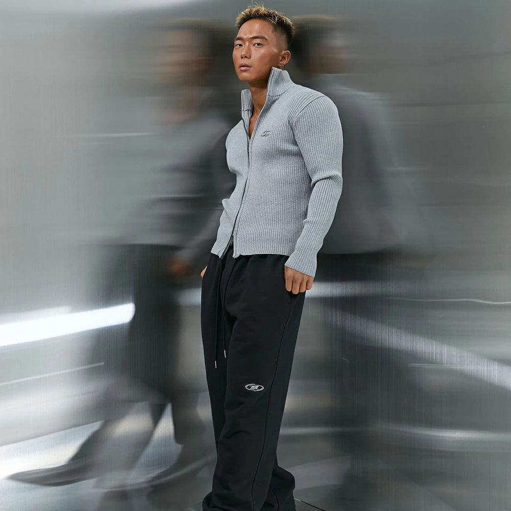 Muscle Fit Full-Zip Knit