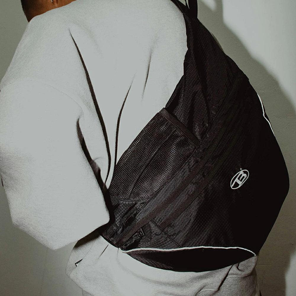 Cyber Reflective Quiver Bag