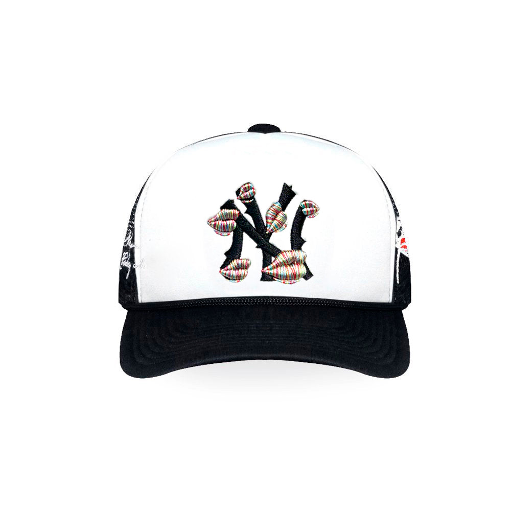 NY Is Kissing Me Trucker Hat