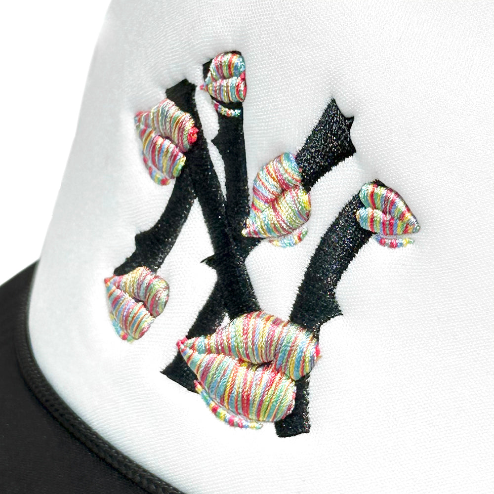 NY Is Kissing Me Trucker Hat