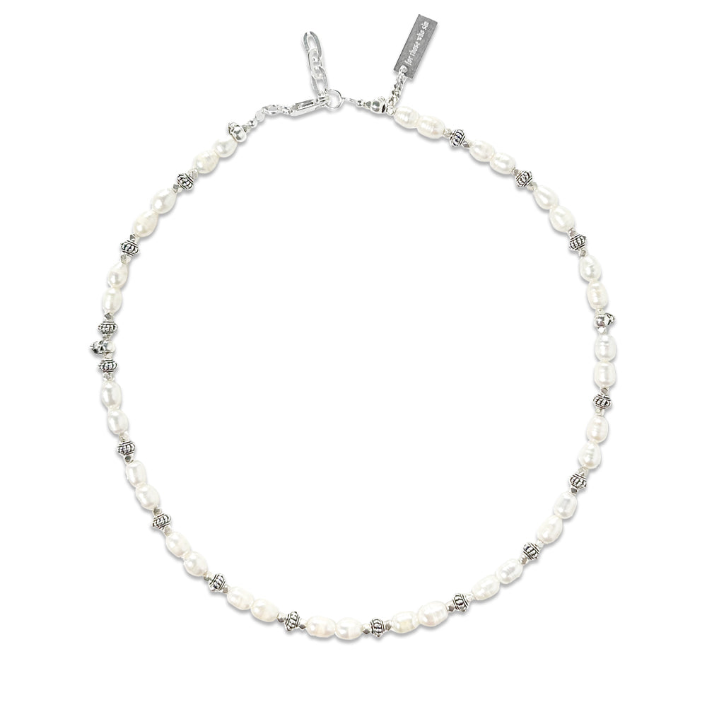 Ridged Pearl Necklace