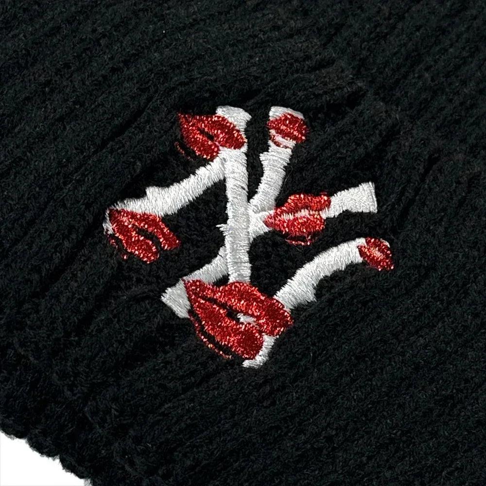 LA ROPA(ラ ロパ)商品ページ - NY Is Kissing Me Beanie - Black