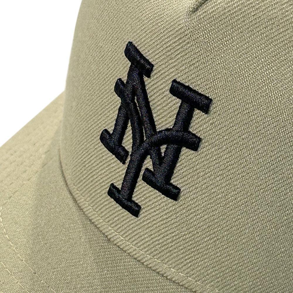 STAMPD(スタンプド)商品ページ - NY001 Trucker Hat - Taupe