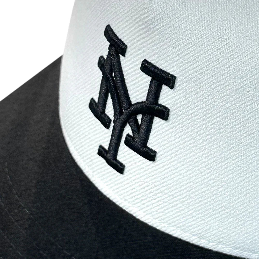 STAMPD(スタンプド)商品ページ - NY001 Trucker Hat - White