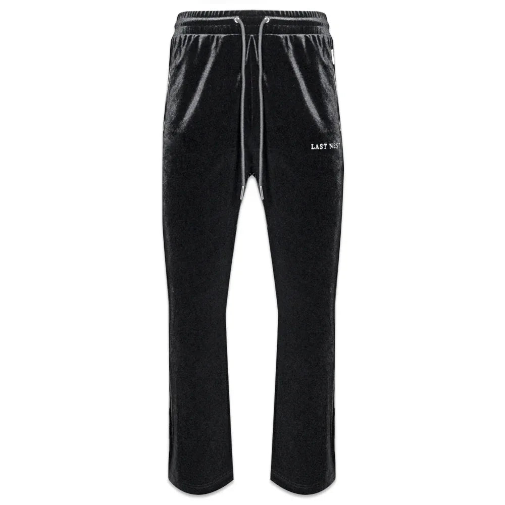 LAST NEST VELOUR EMB TRACK PANTS YZERR着用 LAST NEST VELOUR EMB TRACK PANTS YZERR着用