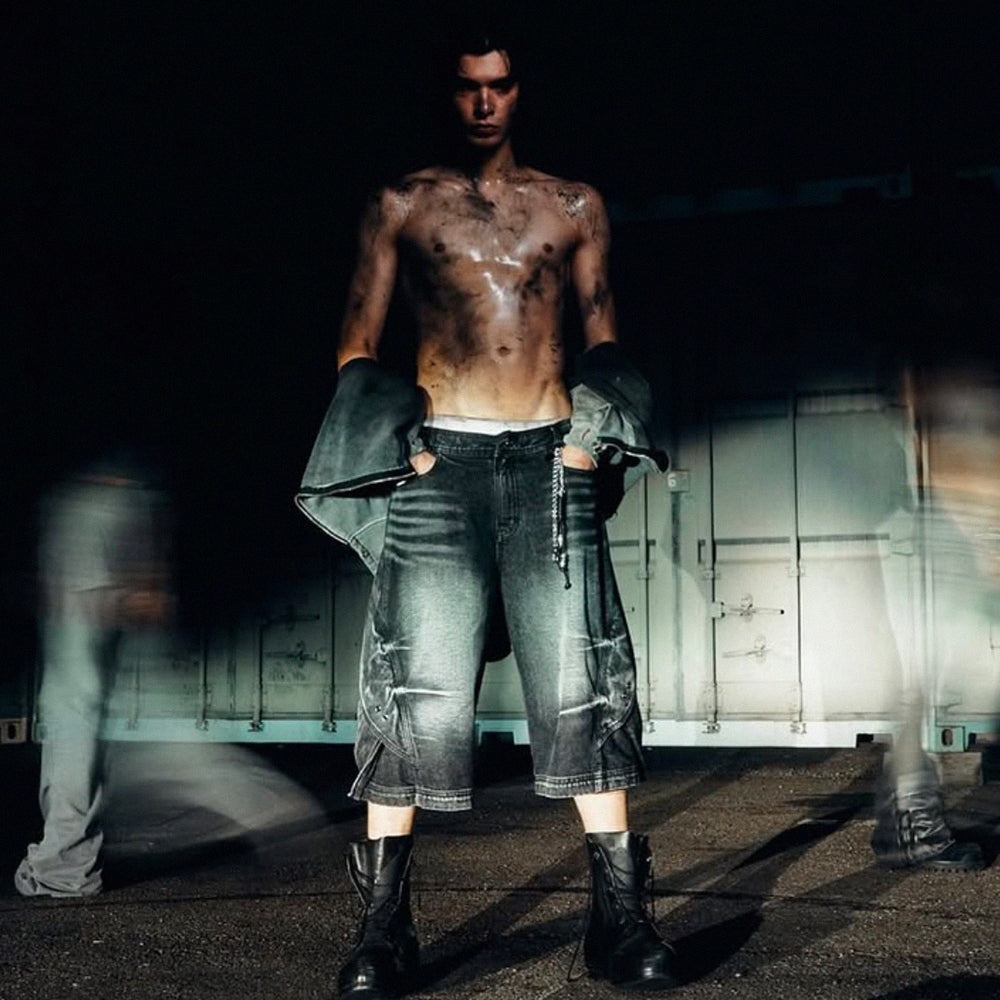 Curved Cover Cargo Bermuda Washing Denim Shorts