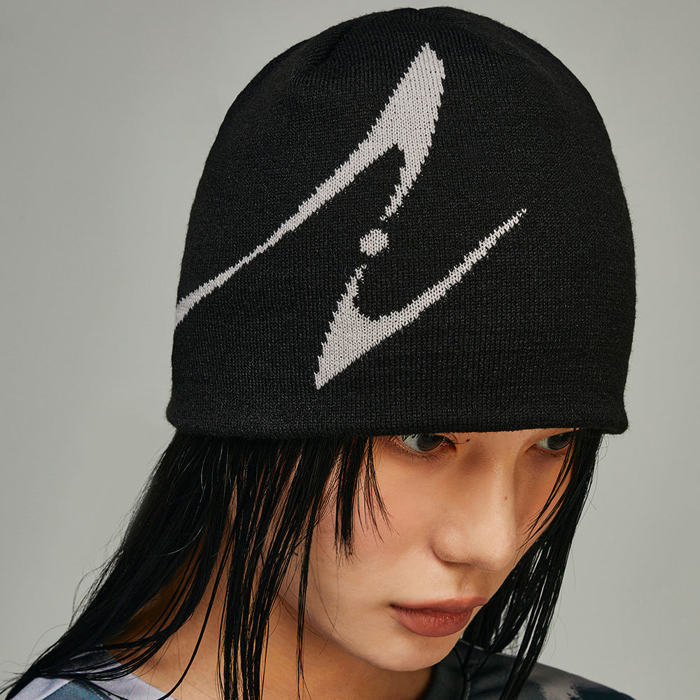 Curved Logo Beanie