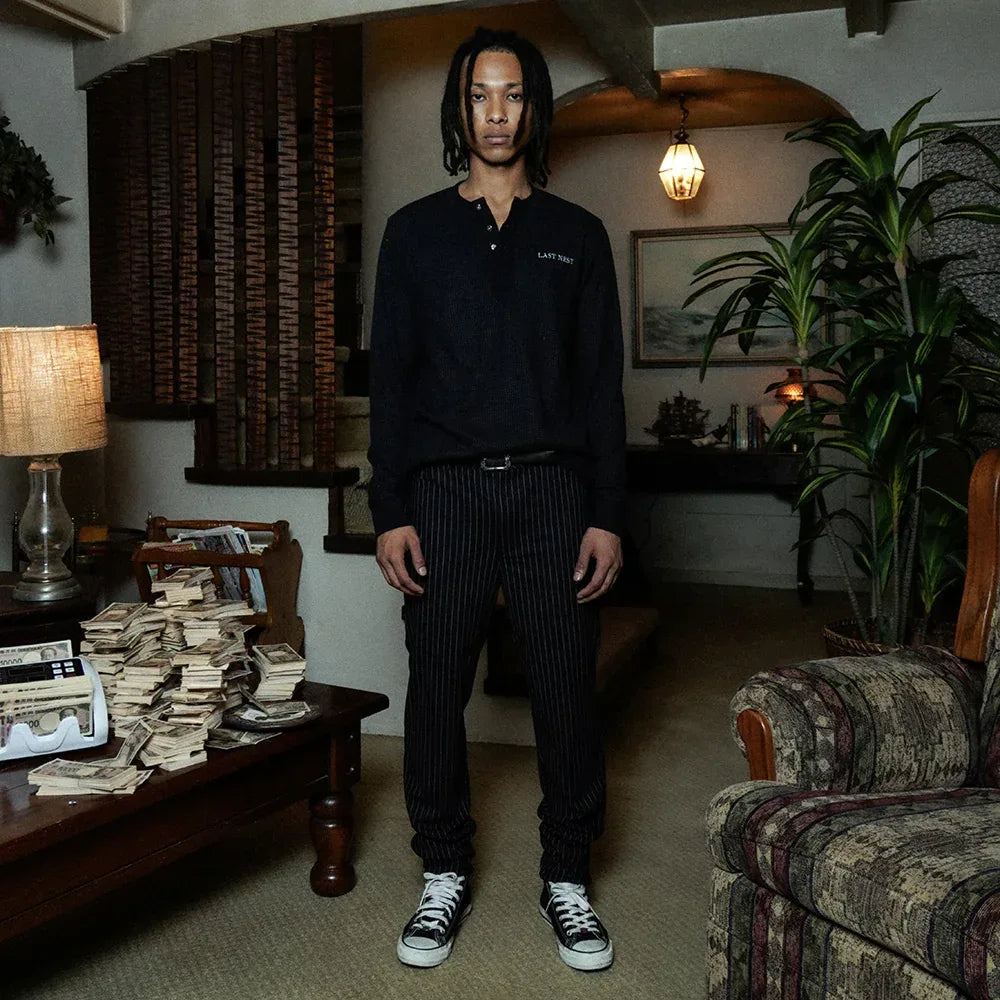 LAST NEST(ラストネスト)商品ページ - Logo Emb Henry Neck - Black