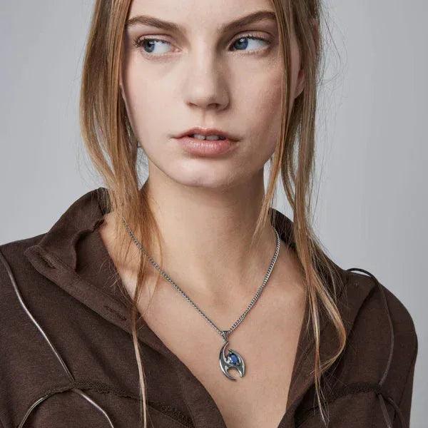 VITALY (バイタリー)商品ページ - Spectre Necklace - Silver/Moon