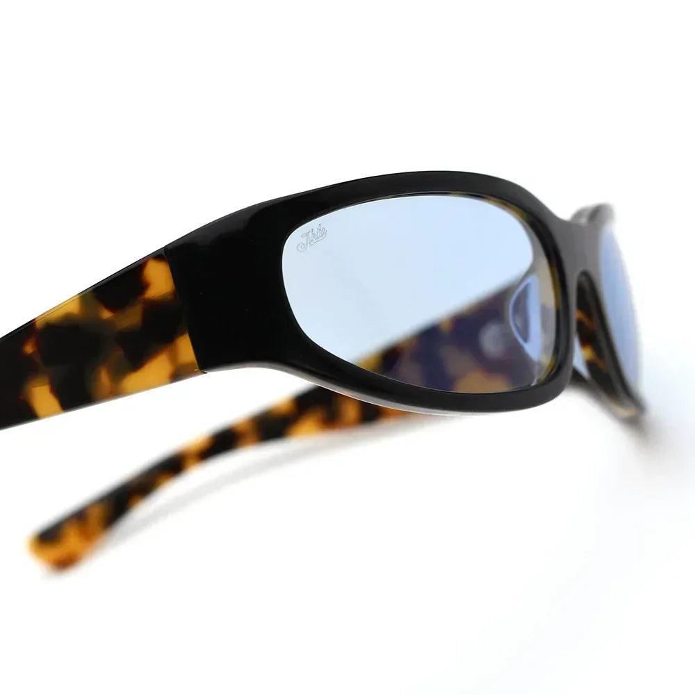 AKILA LA (アキラ・エルエー) 商品ページ - Veil Sunglasses - B