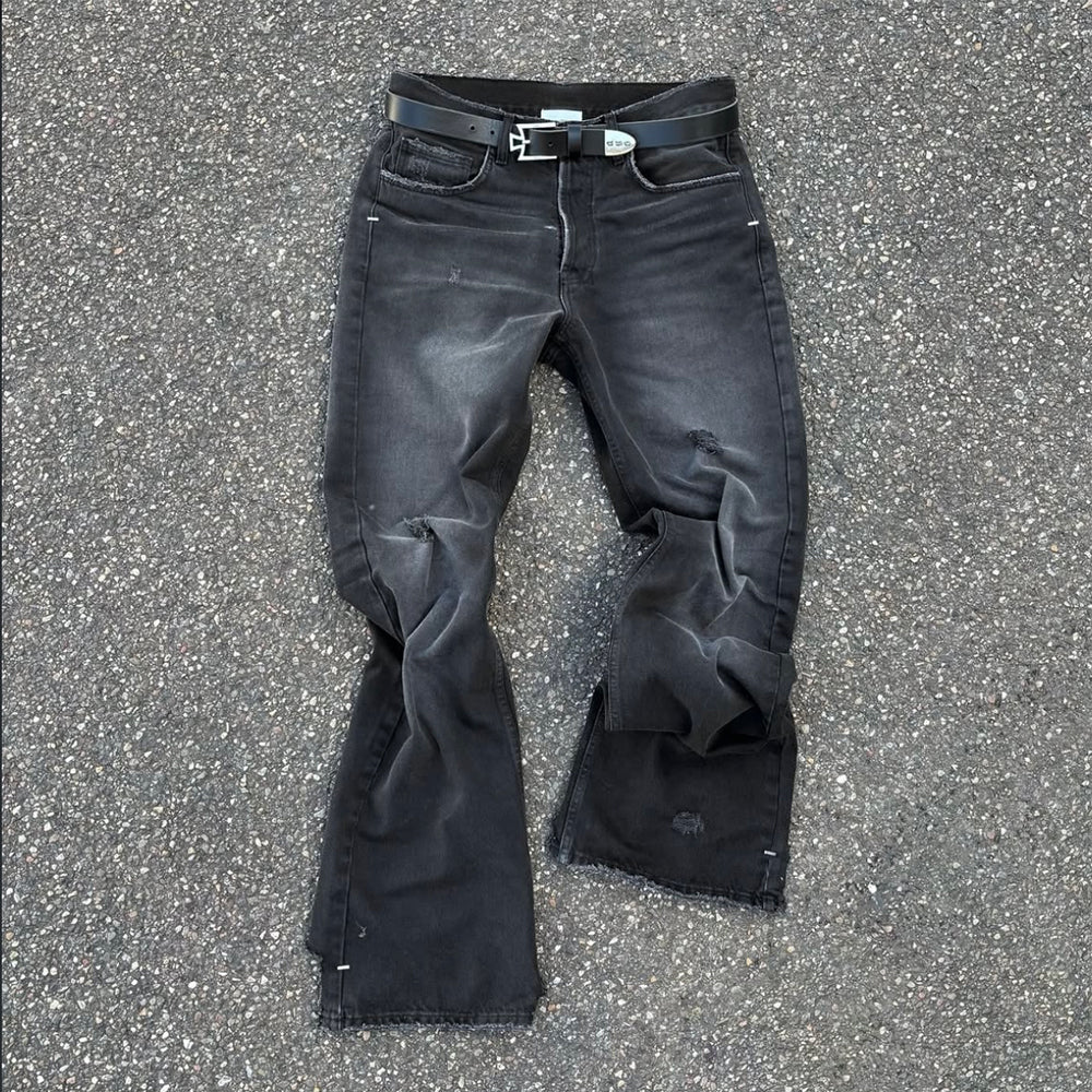 Frayed Baggy Jeans