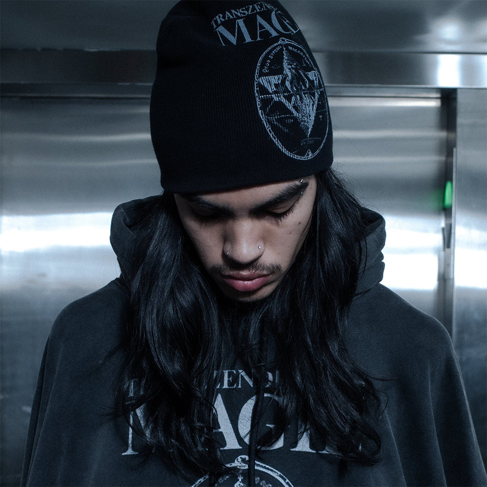 Magie Cropped Skull Beanie