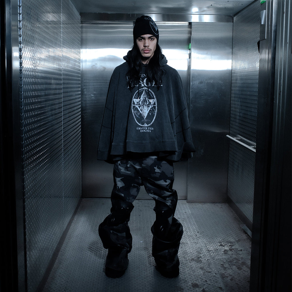 Magie Cropped Skull Beanie