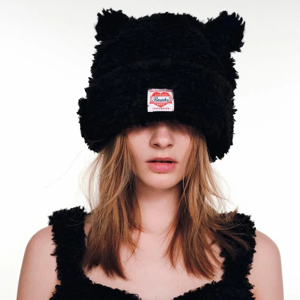 BASICKS(ベイシックス)商品ページ - Bear Beanie - Dark-Brown