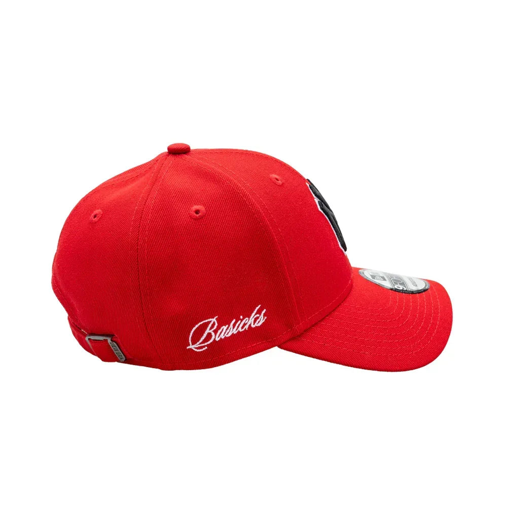 BASICKS(ベイシックス)商品ページ - Newera Yankees Cap - Red