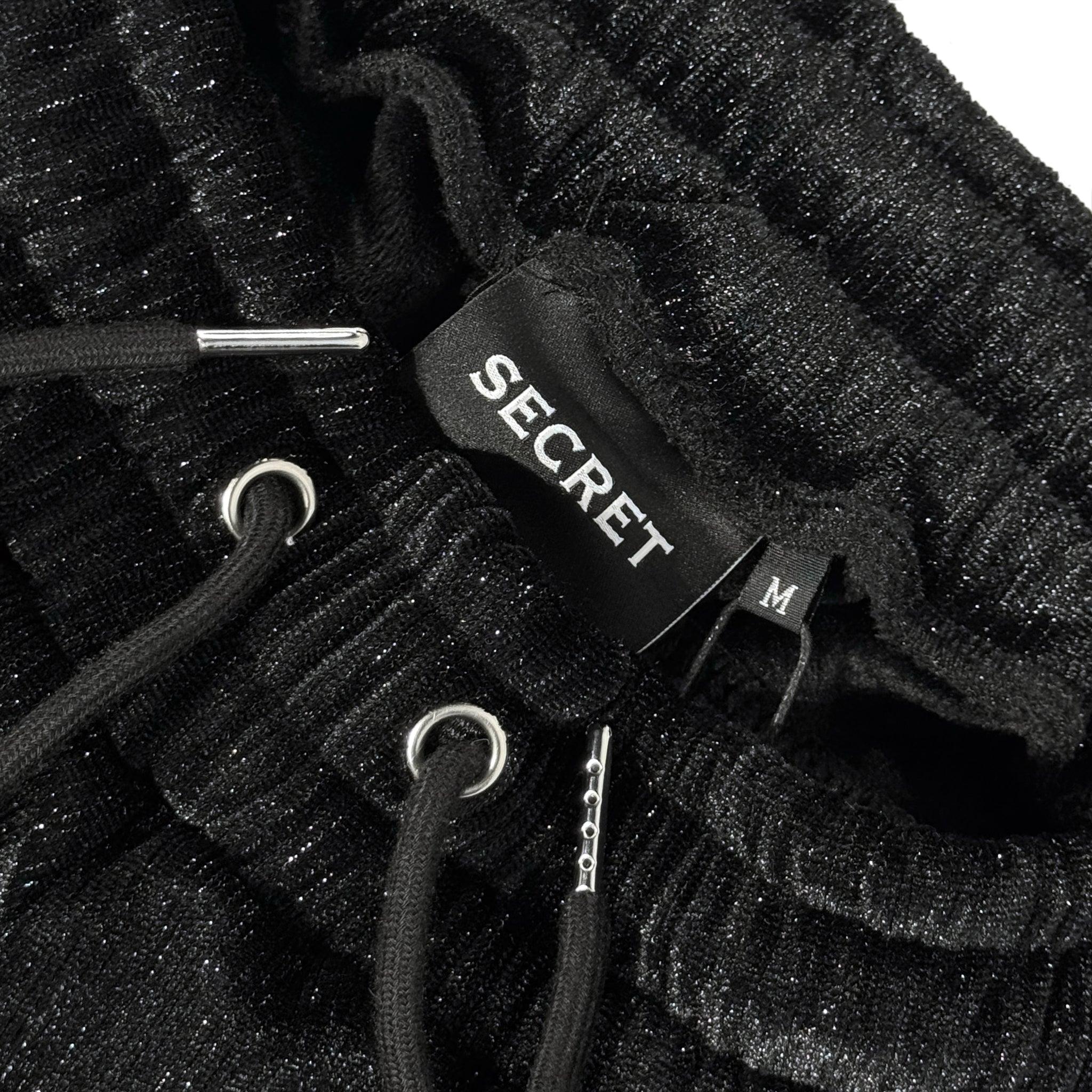 sho【完売品】 SECRET セットアップ M ブラック 完売品 SECRET(シークレット) 商品ページ - 2026 Tracksuit - Black