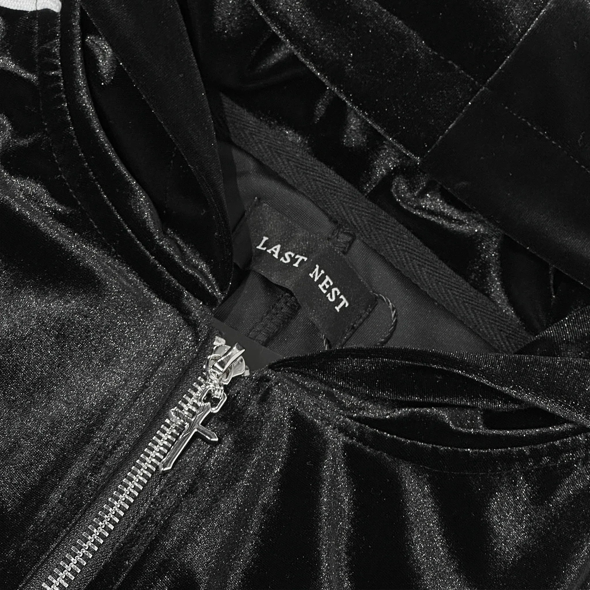 Velvet Track Hoodie - LAST NEST - VENTURER