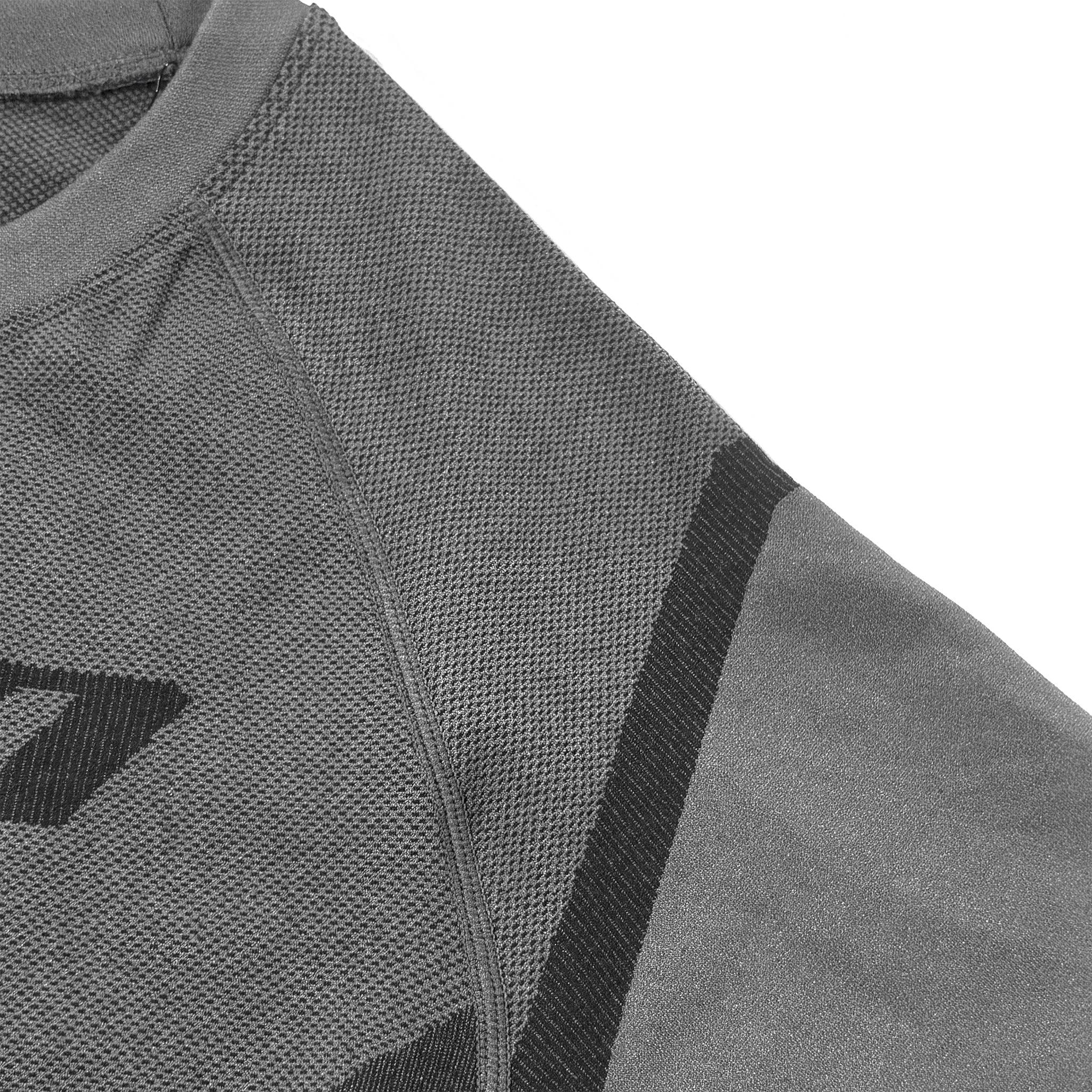 BRN Eclipse Seamless Long Sleeve