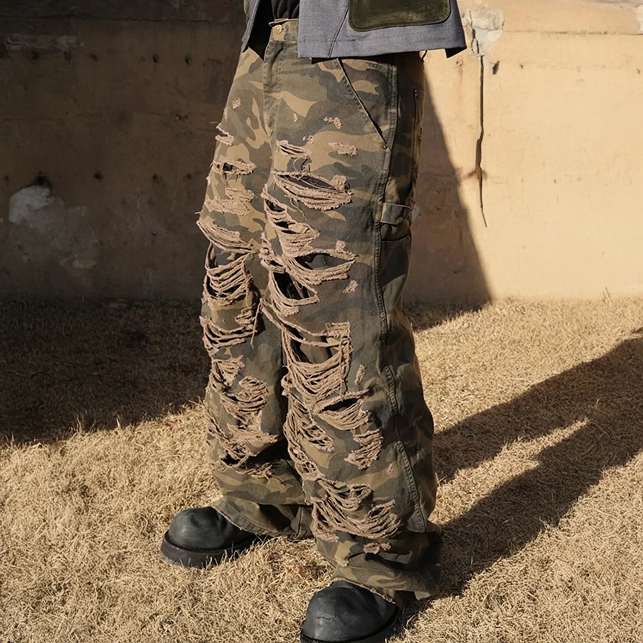 Double Layered Distressed Camo Pants - EMOstanceclub - VENTURER