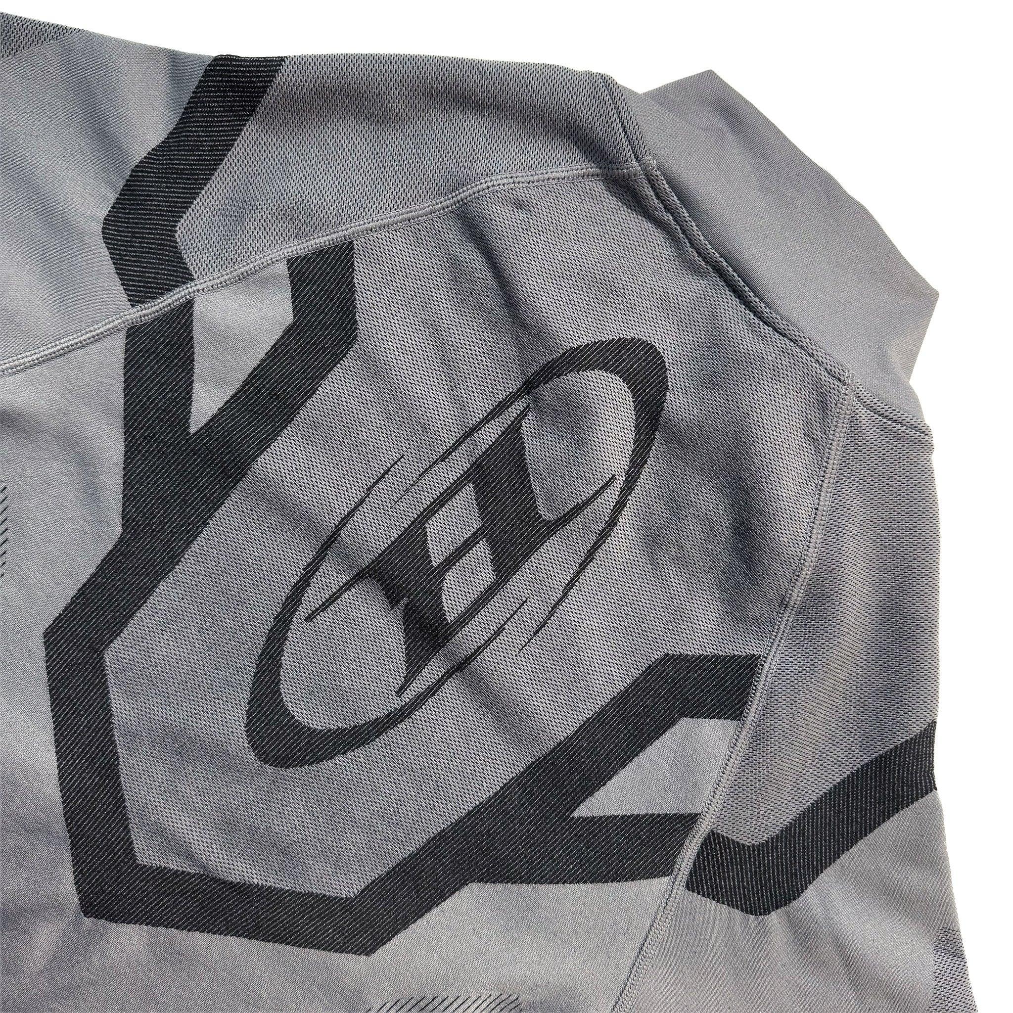 BRN Eclipse Seamless Half Zip Up Long Sleeve - BORNTOWIN - VENTURER