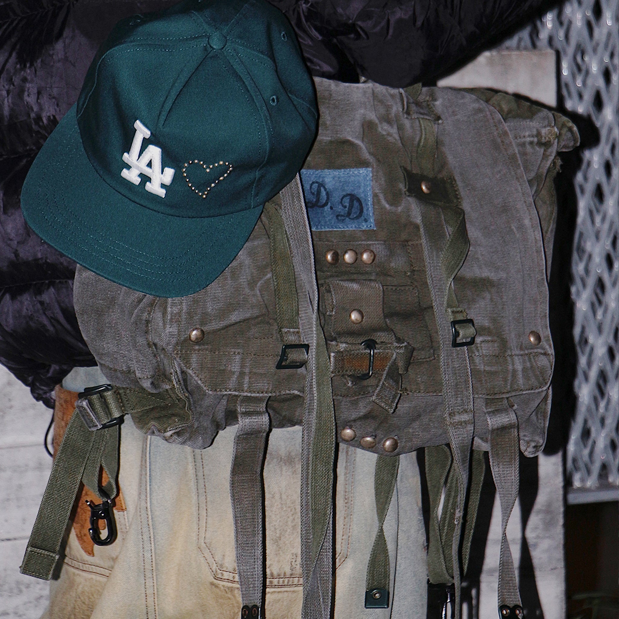 2Way Military Heart Studs Backpack