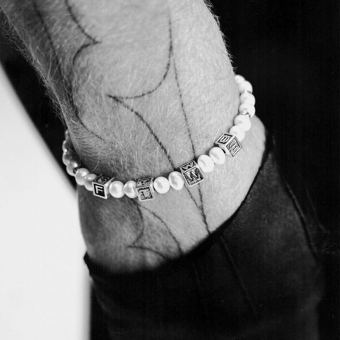 Block Pearl Bracelet