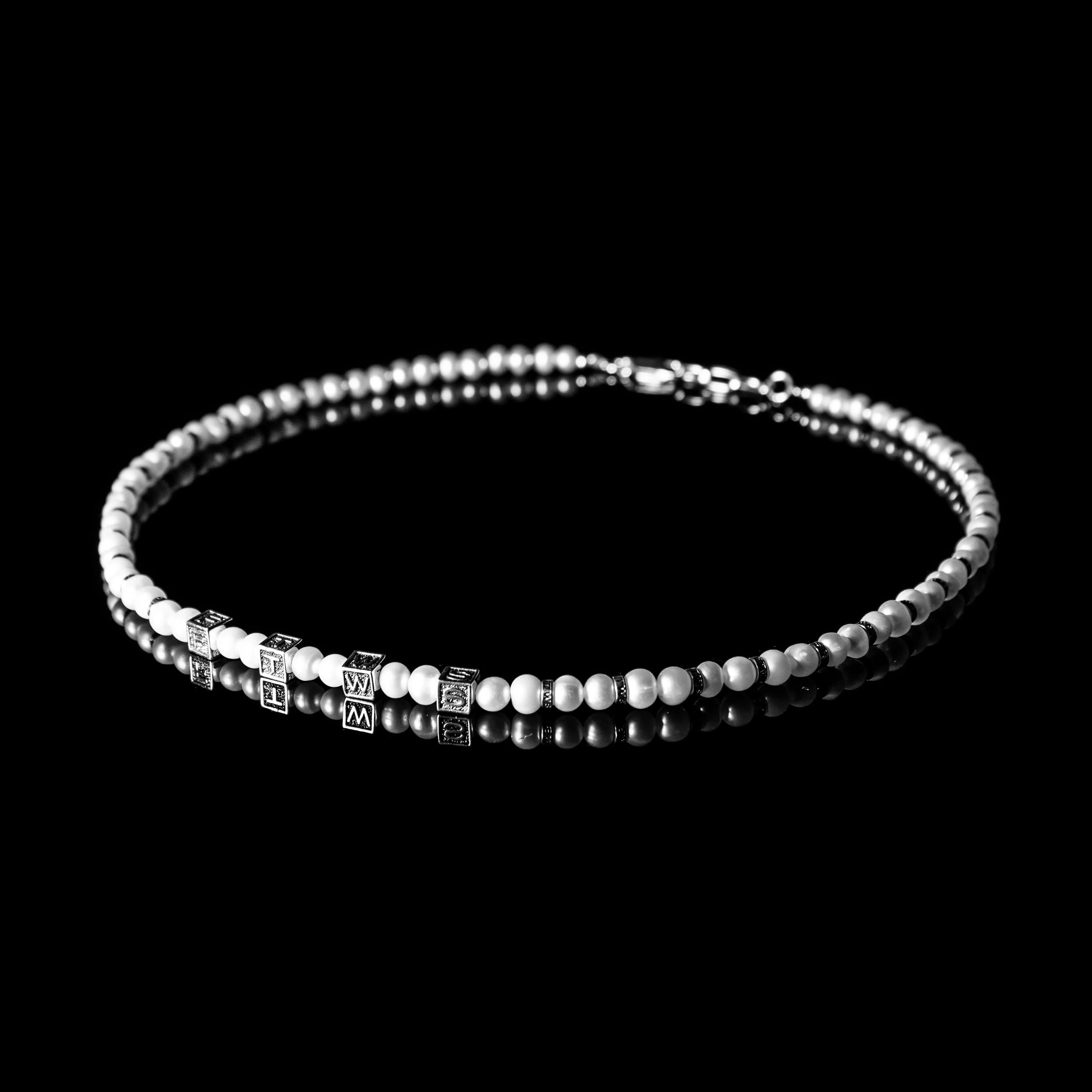 Block Pearl Necklace