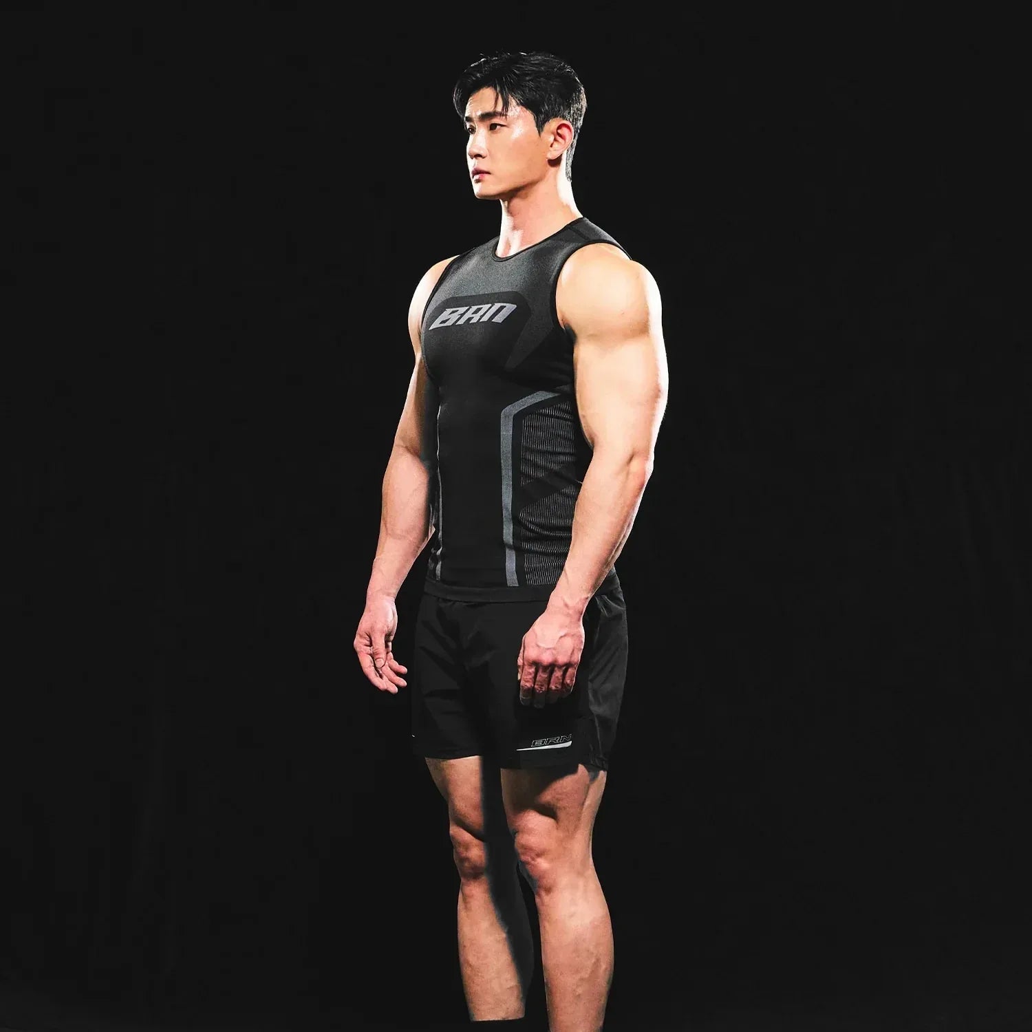 BRN Eclipse Seamless Sleeveless - BORNTOWIN - VENTURER