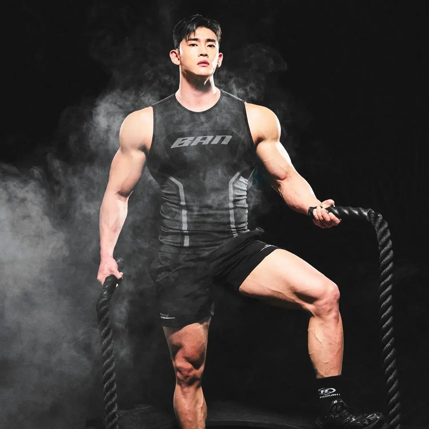 BRN Eclipse Seamless Sleeveless - BORNTOWIN - VENTURER