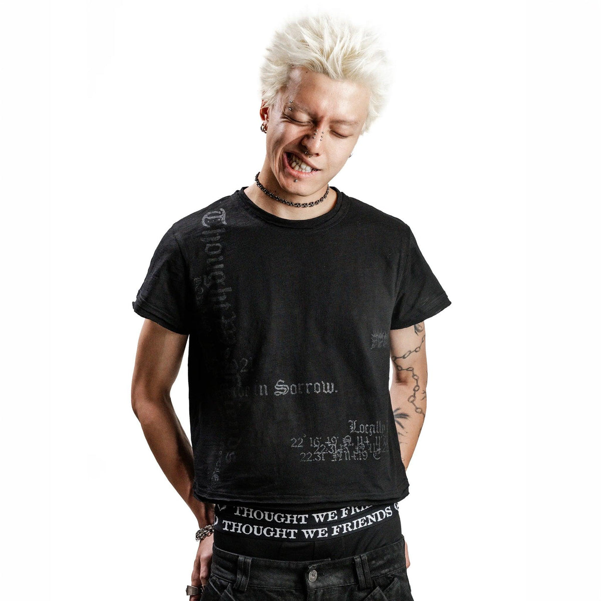 L Raw Hem T-Shirt