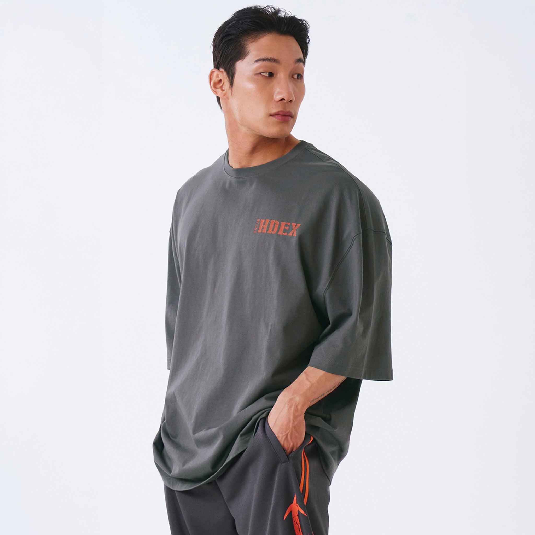 Core Small Logo Giant Fit Short Sleeve