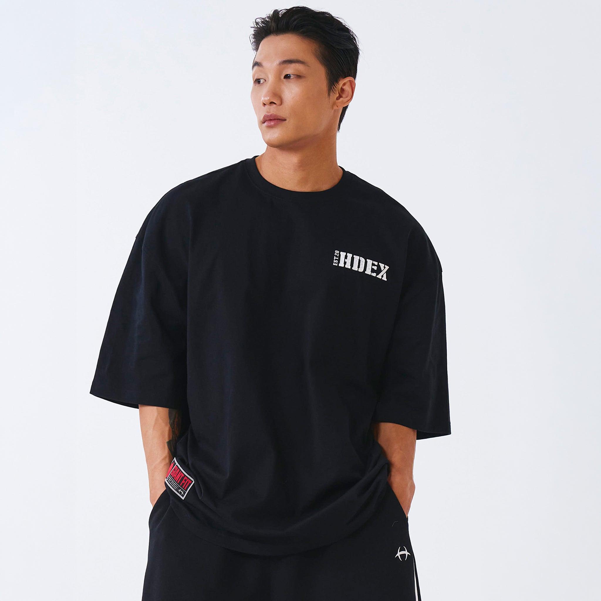 Core Small Logo Giant Fit Short Sleeve