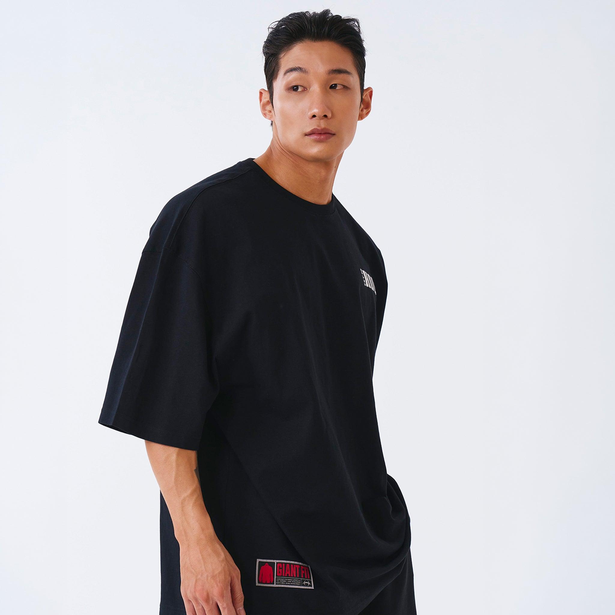 Core Small Logo Giant Fit Short Sleeve